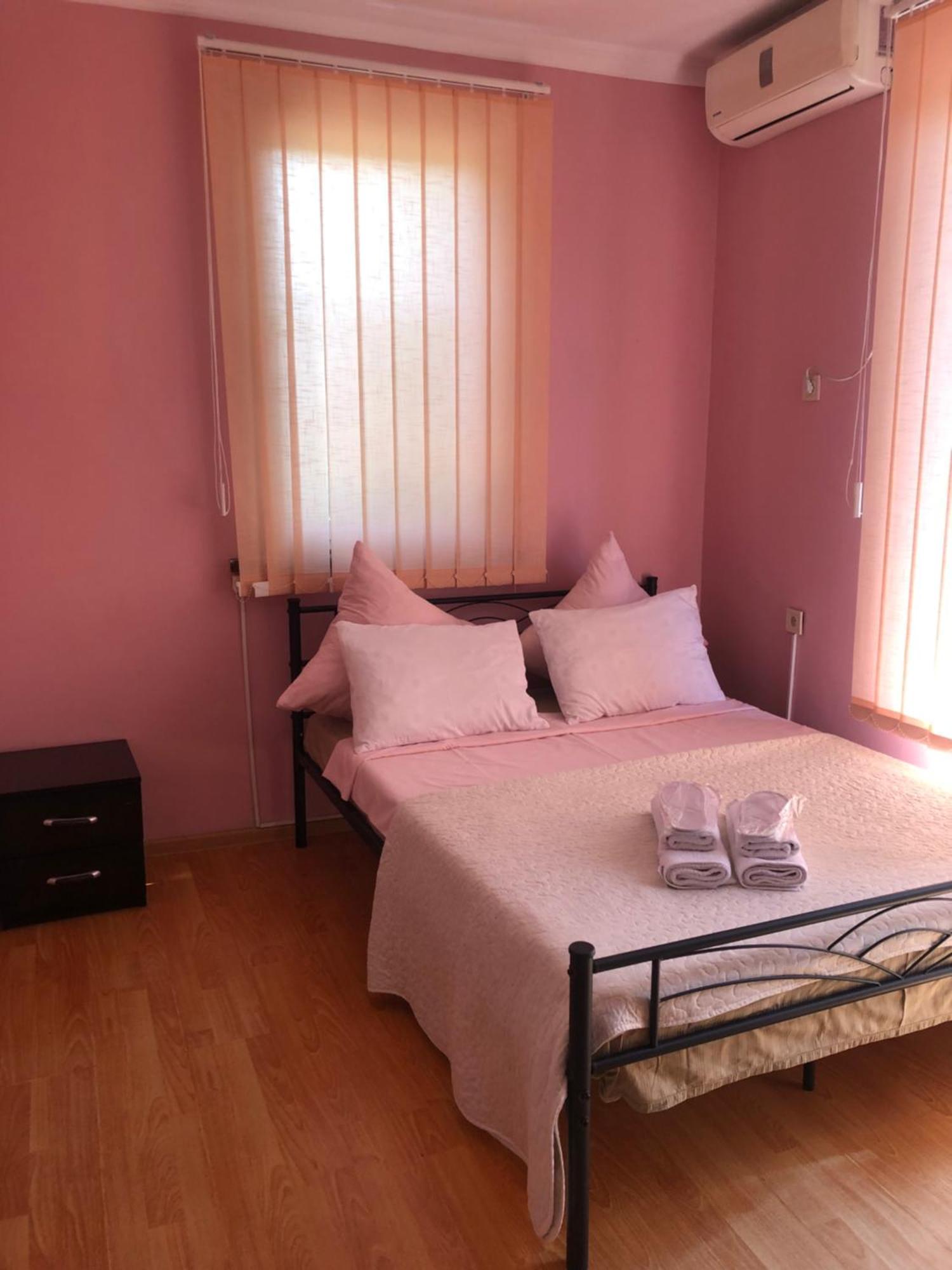 Hotel Your Comfort Tiflis Exterior foto