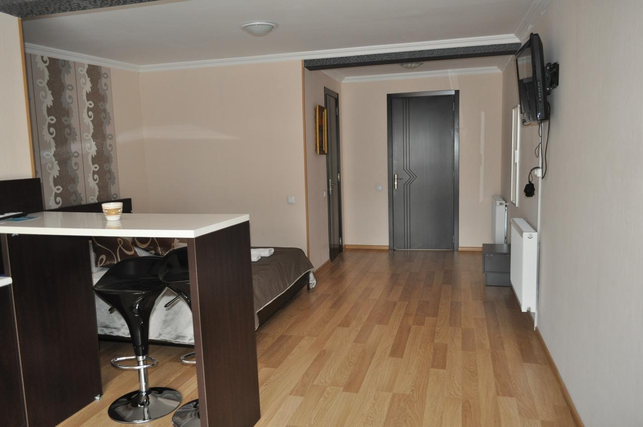 Hotel Your Comfort Tiflis Exterior foto